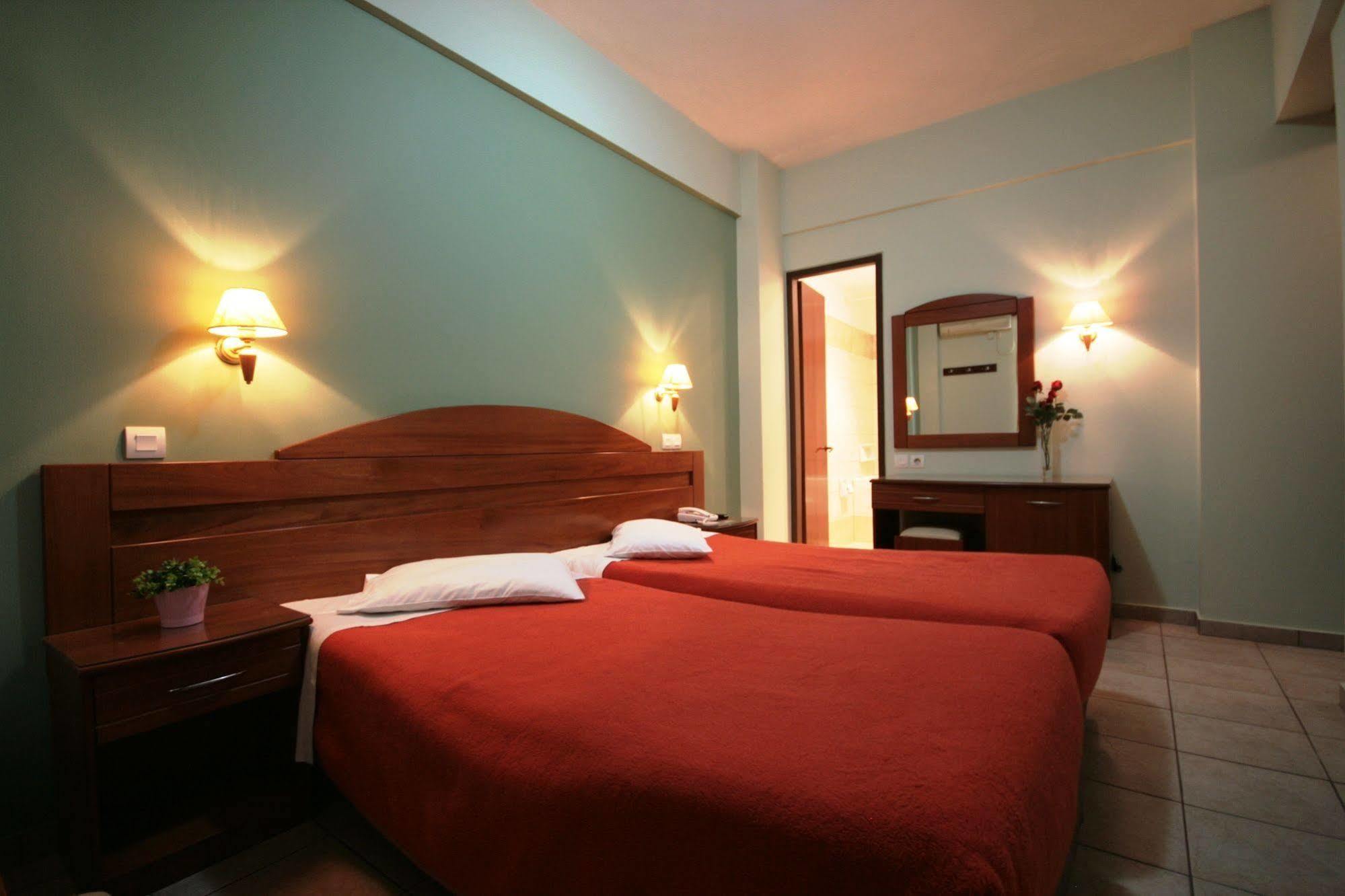 Vienna Hotel Афіни Екстер'єр фото